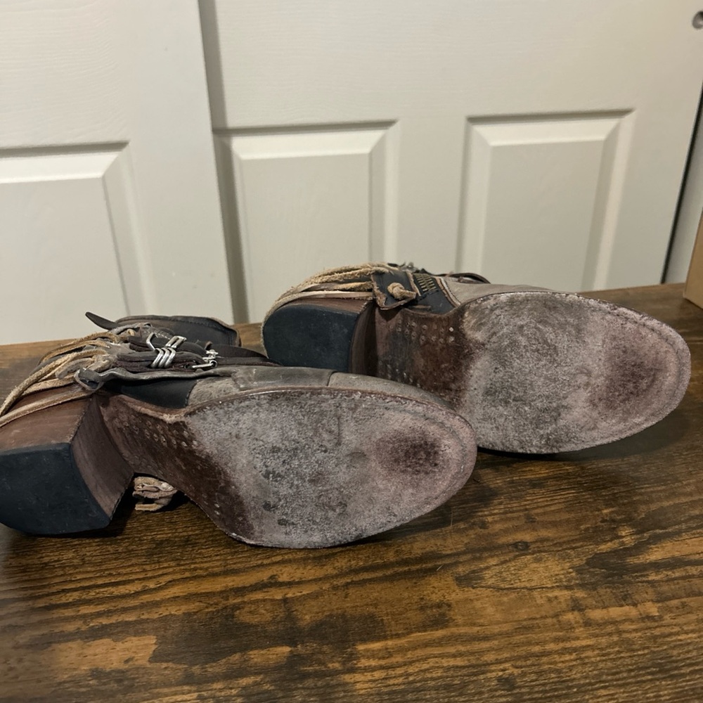 Freebird Crue Leather booties Grey Size 9 - Picture 9 of 10